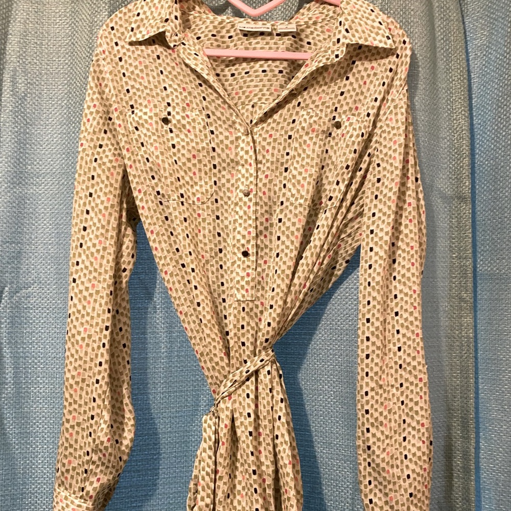 Liz Claiborne button up with tie waist size medium